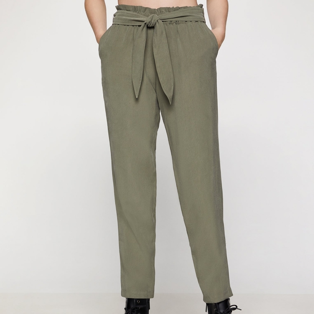 FRONT-TIE SHIRRED PANT BCBG Maxazria NWT dusty olive